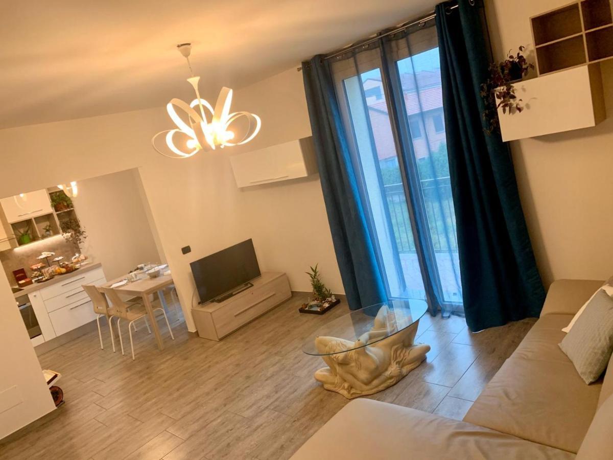 B&B Nearby Malpensa Samarate Екстер'єр фото